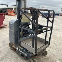 2015 JLG 20MVL Self-Propelled One-Person Lift