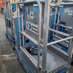 2016 Genie GR-12 Self-Propelled One-Person Lift