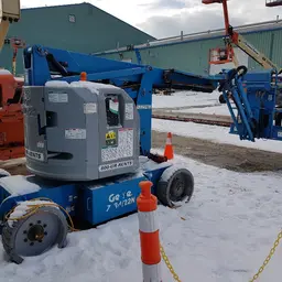 2011 Genie Z-34/22N Articulating Boom Lift