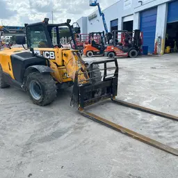 2016 JCB 525-60 Forklift