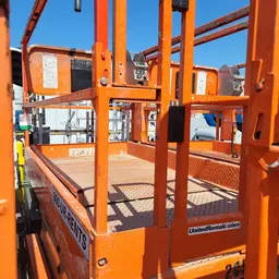 2018 Snorkel S4732E Scissor Lift