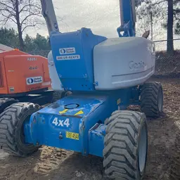 2014 Genie Z-80/60 Articulating Boom Lift