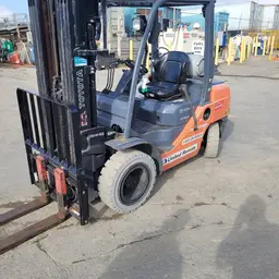 2017 Toyota 8FGU30 Warehouse Forklift