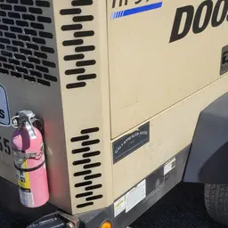 2016 Doosan P425/HP375WCUT4 Air Compressor