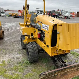 2017 Vermeer RTX450 Ride-On Trencher