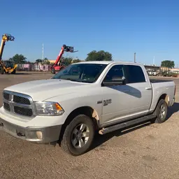2019 Dodge 1500CREWSLTG4WD Pickup Truck
