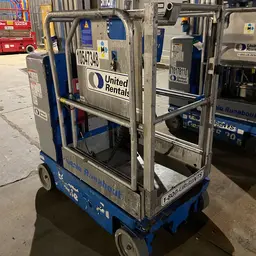 2016 Genie GR-20 Self-Propelled One-Person Lift