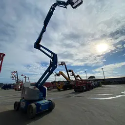 2011 Genie Z-40/23N RJ Articulating Boom Lift