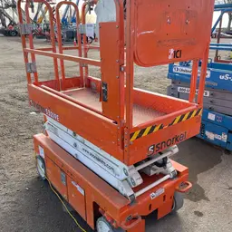 2018 Snorkel S3219E Scissor Lift