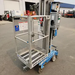 2018 Genie AWP-30SDC Pusharound Lift