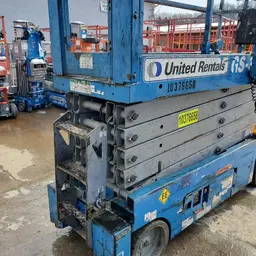 2015 Genie GS-3232 Scissor Lift