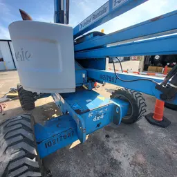 2014 Genie Z-45/25J IC Articulating Boom Lift