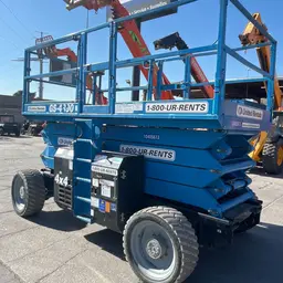 2015 Genie GS-4390 RT Rough Terrain Scissor Lift
