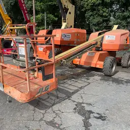 2016 JLG 400S Boom Lift
