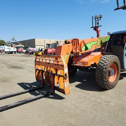 2015 XTREME XR842 Forklift