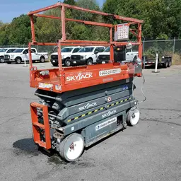2014 Skyjack SJIII3226 Scissor Lift
