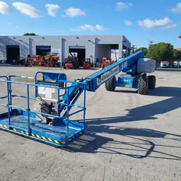 2015 Genie S-85 Boom Lift