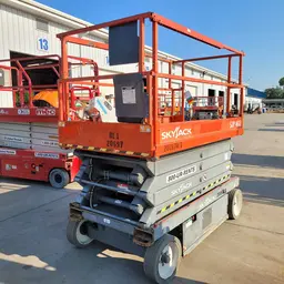 2015 Skyjack SJIII4632 Scissor Lift