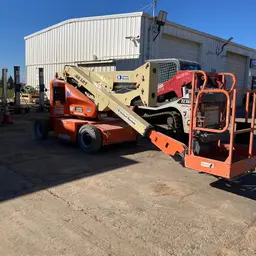 2016 JLG E400AN Articulating Boom Lift