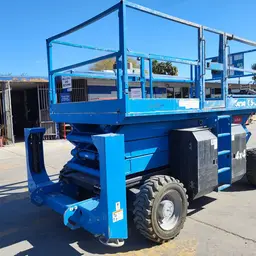 2016 Genie GS-3384 RT Rough Terrain Scissor Lift