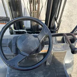 2018 Toyota 8FGU25 Warehouse Forklift