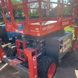 2017 Skyjack SJ6832RT Rough Terrain Scissor Lift