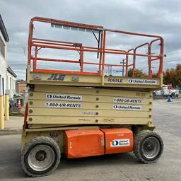 2015 JLG 4069LE Scissor Lift