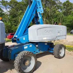 2014 Genie S-60XC Boom Lift