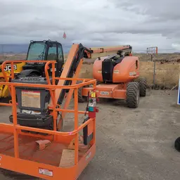 2013 JLG 600AJ Articulating Boom Lift