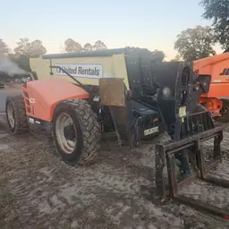 2016 JLG 1055 Forklift