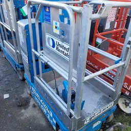 2016 Genie GR-12 Self-Propelled One-Person Lift
