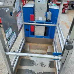 2018 Genie GR-20 Self-Propelled One-Person Lift