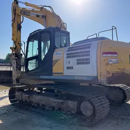 2017 Kobelco SK210LC Excavator