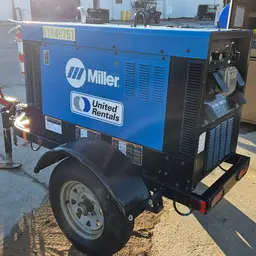 2021 Miller Welders Big Blue 300R Welder