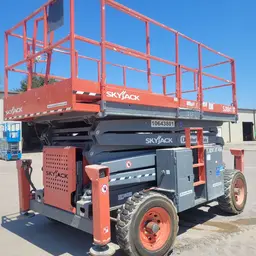 2017 Skyjack SJ8841RT Rough Terrain Scissor Lift