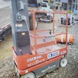 2016 Skyjack SJ16 Self-Propelled One-Person Lift