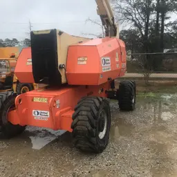 2013 JLG 800AJ Articulating Boom Lift