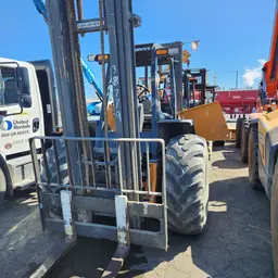 2017 Case 588H Forklift