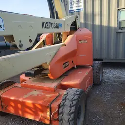 2014 JLG E450AJ Articulating Boom Lift