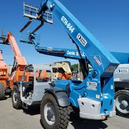2013 Genie GTH-844D Forklift