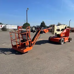 2015 JLG E400AJPN Articulating Boom Lift