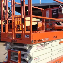 2017 Snorkel S4732E Scissor Lift
