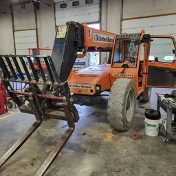 2016 SKYTRAK 8042 Forklift
