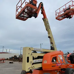 2015 JLG 450AJ Articulating Boom Lift