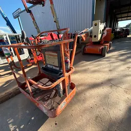 2015 JLG E400AJPN Articulating Boom Lift