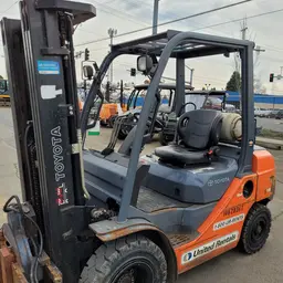 2017 Toyota 8FGU25 Warehouse Forklift
