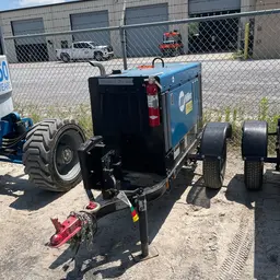 2020 Miller Welders Big Blue 300R Welder