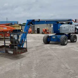 2012 Genie Z-80/60 Articulating Boom Lift