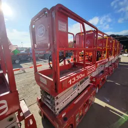 2016 MEC 1330SE Scissor Lift