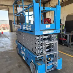 2017 Genie GS-3232 Scissor Lift